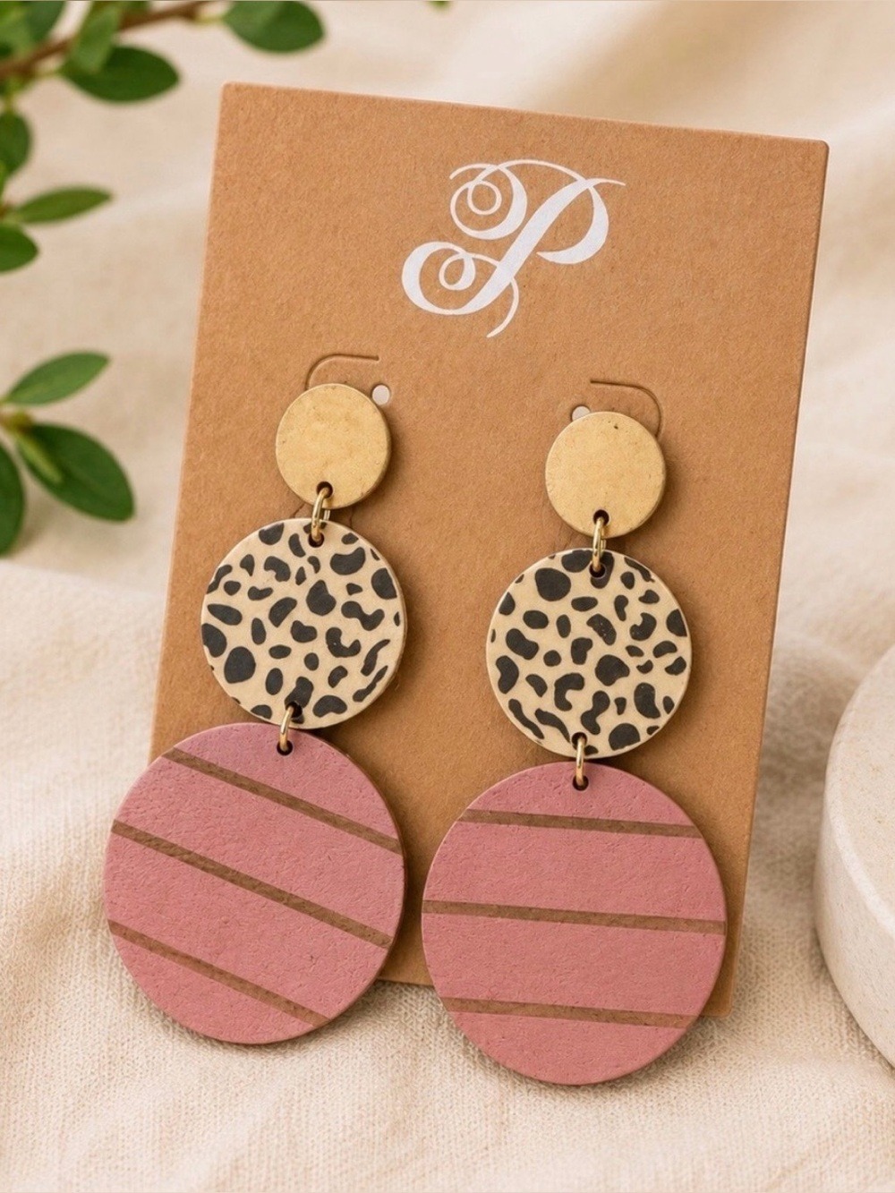 Plunder Ayana Gold Disc, Leopard & Pink Stripe Earrings and 6 Bracelet Set - NIB - Picture 6 of 12
